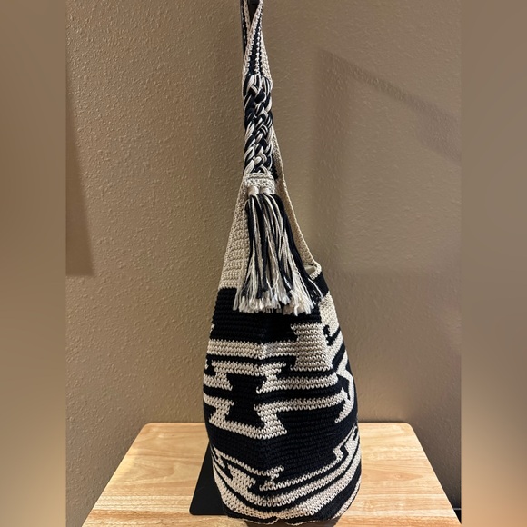 The Sak Patterned Crochet Hobo Bag-Limited Edition - Picture 2 of 9